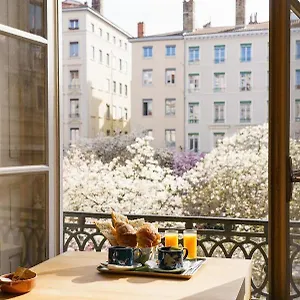 Du Theatre Otel