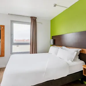 Premiere Classe Centre Gare Part Dieu Hotel