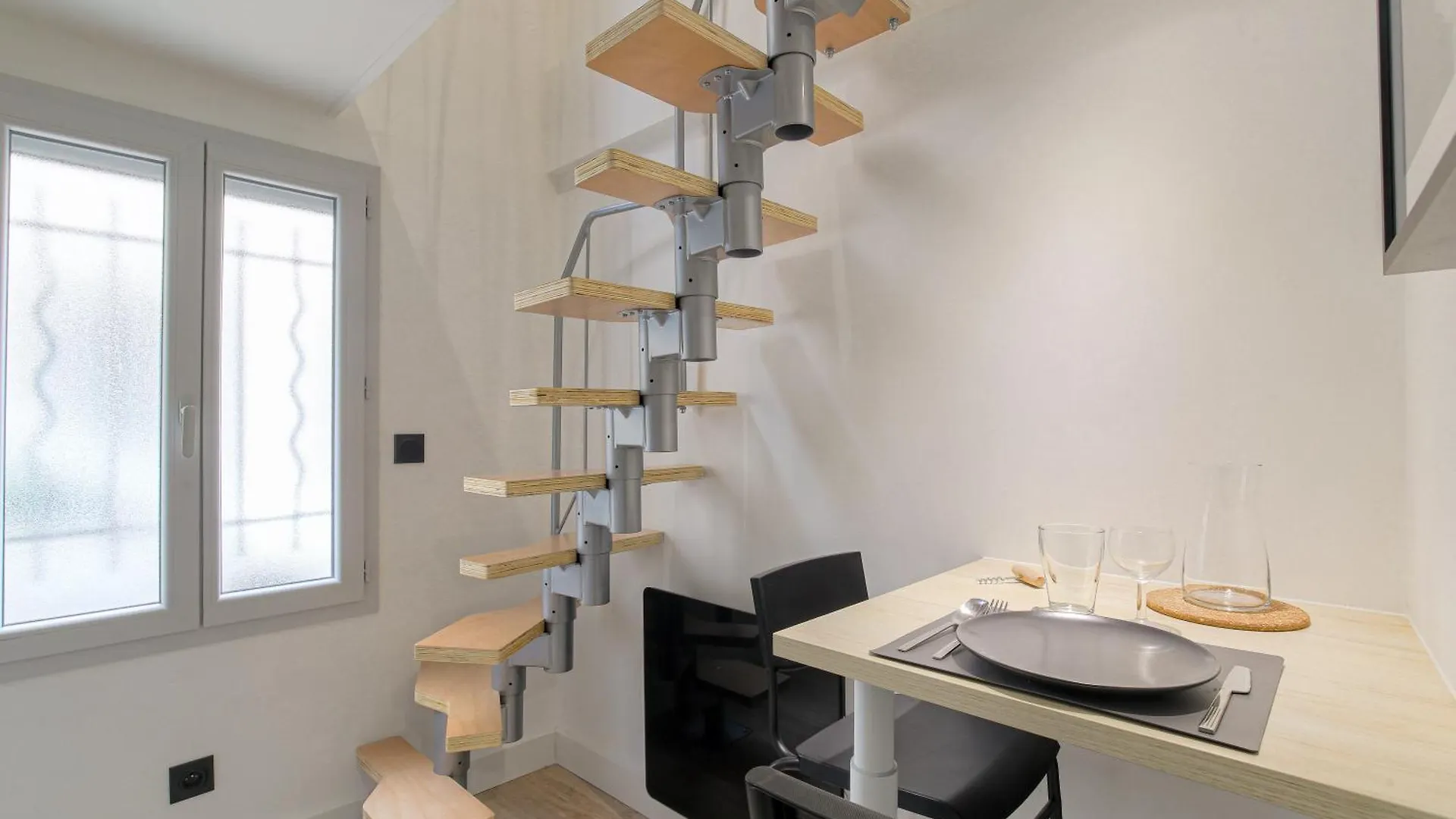 Tiny-Duplex Apartment Lyon